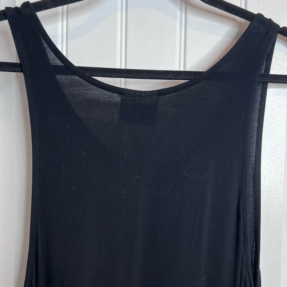 Momper Romper‎ Black Sleeveless Stretchy Jumpsuit. Size Medium.